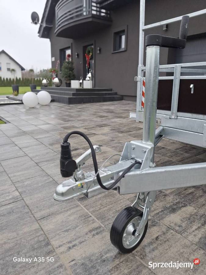 Przyczepka dmc 750 3mx15m 2 osie Alu najazdy oś Do samochodów osobowych Kleczew