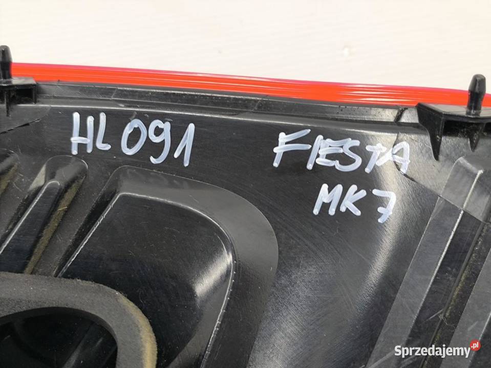 LAMPA PRAWY TYŁ FORD FIESTA MK7 LIFT C1BB13404A Lampy cofania
