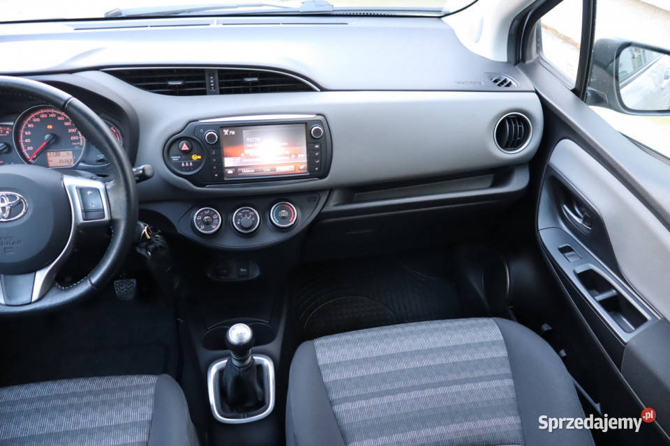 Toyota Yaris 133 Dual VVTi Yaris Zabrze