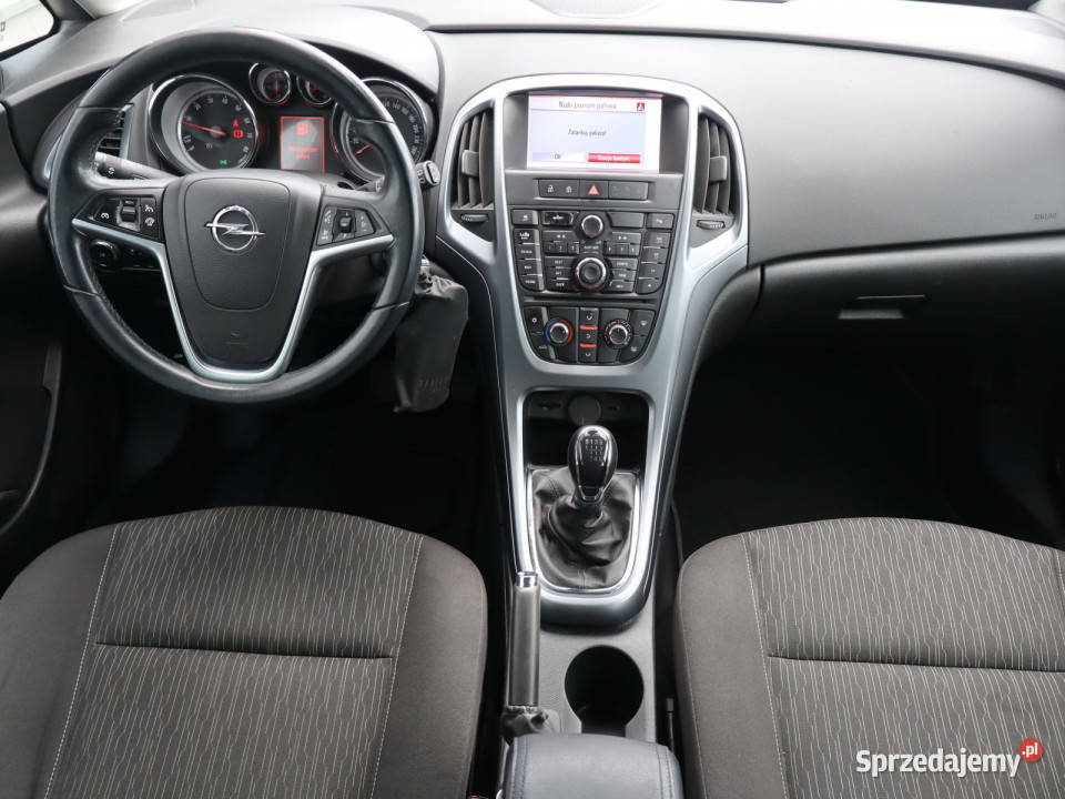 Opel Astra 14 T Piaseczno