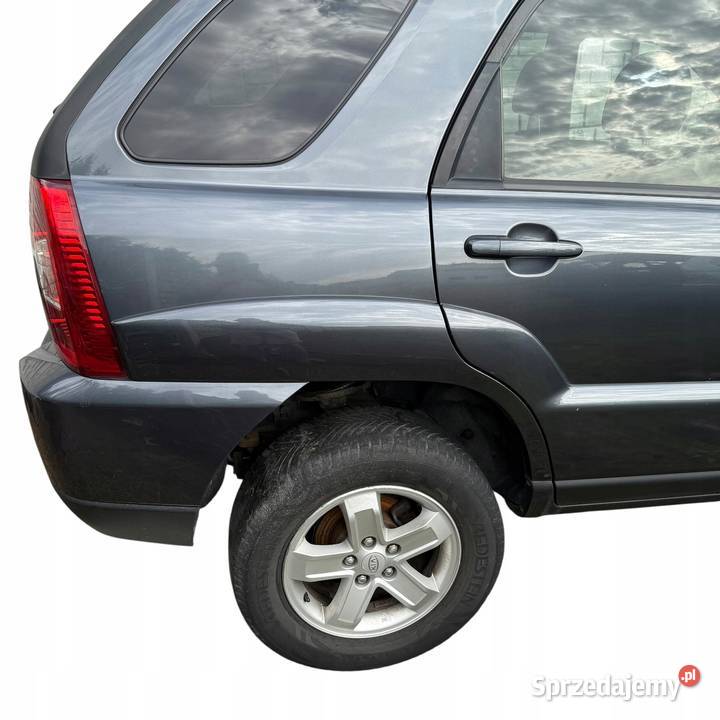 Błotnik tył tylny prawy ćwiartka Kolor K5 Kia osobowe Barłogi