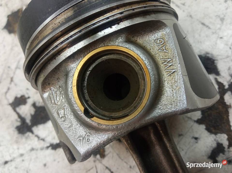 TŁOK KORBOWÓD 20 TDI Audi A3 III 2013 2020 8V osobowe