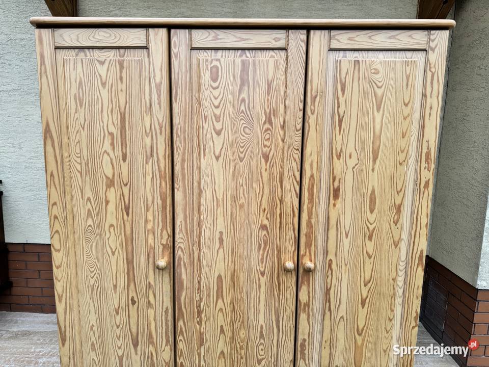 Szafa 3 drzwiowa sosnowa drewniana z szufladami Garwolin