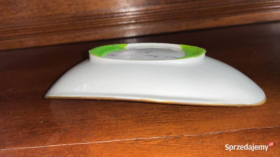 Patera miseczka W ciekawym kształcie Biała