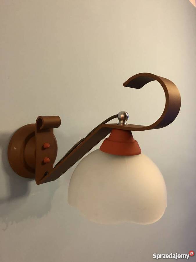 Kinkiet z kloszem metalowy Kwidzyn