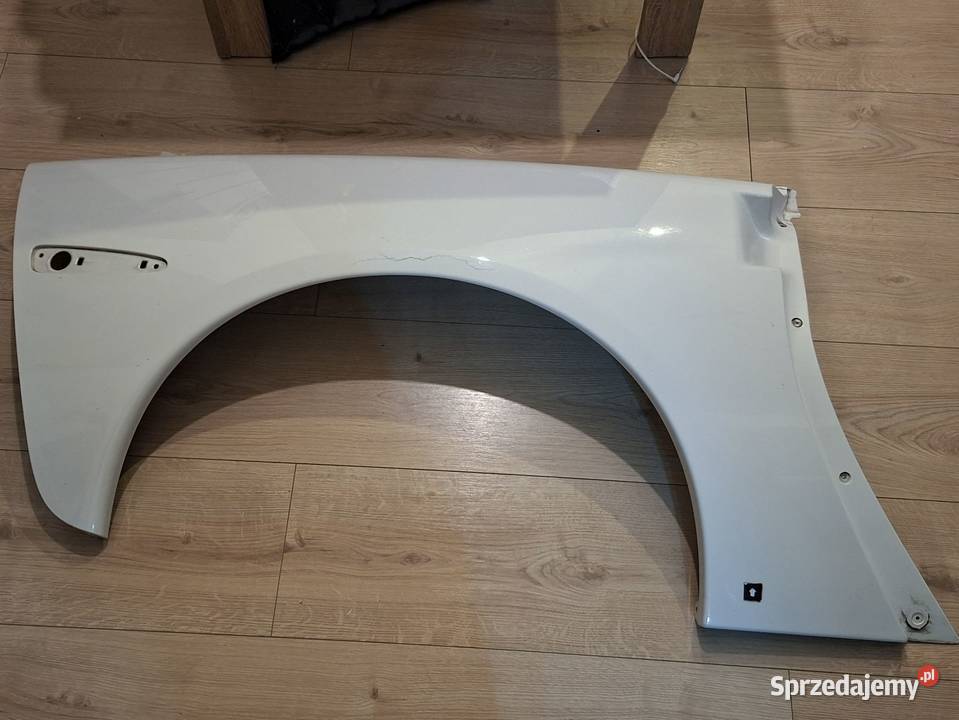 Błotnik prawy Corvette C6 Plewiska