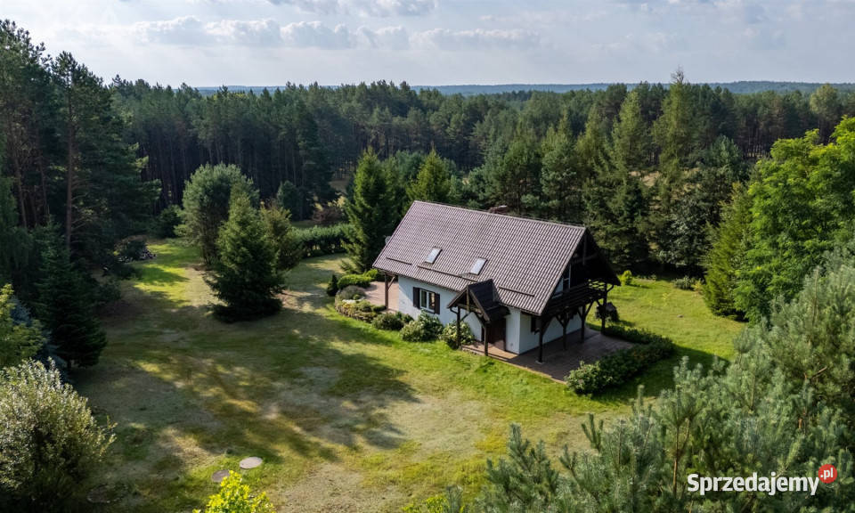 sprzedaży domu wolnostojącego Łąski Piec 1005m2