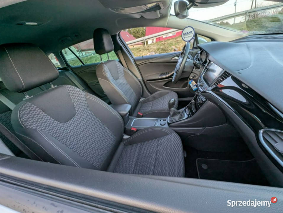 Opel Astra Kamera 14 benzyna 150 K 20152021 gniazdo USB Kamienna Góra