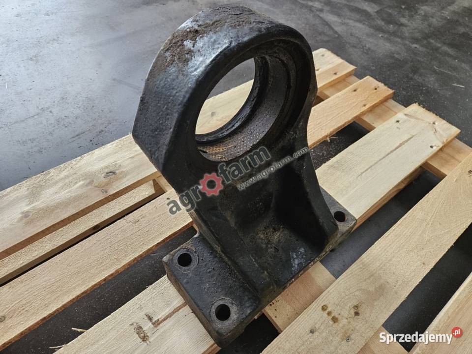 Uchwyt mostu tylny FWD Massey Feguson 8270 8170 Byków