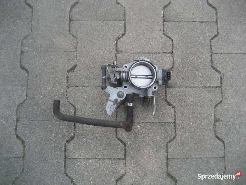 bmw e36 20 benzyna przepustnica silnika 17303629 Rakoniewice sprzedam