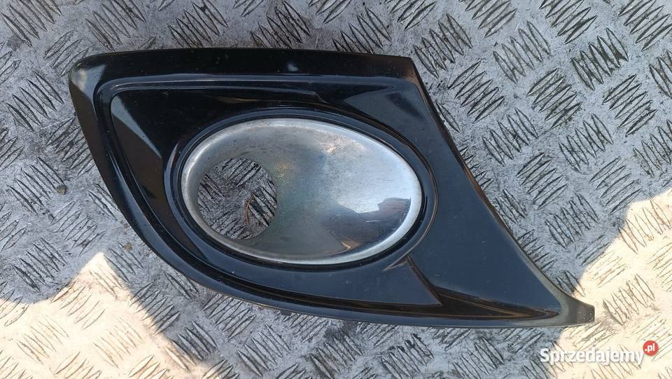 Ramka kratka halogenu Renault Megane III lift małopolskie