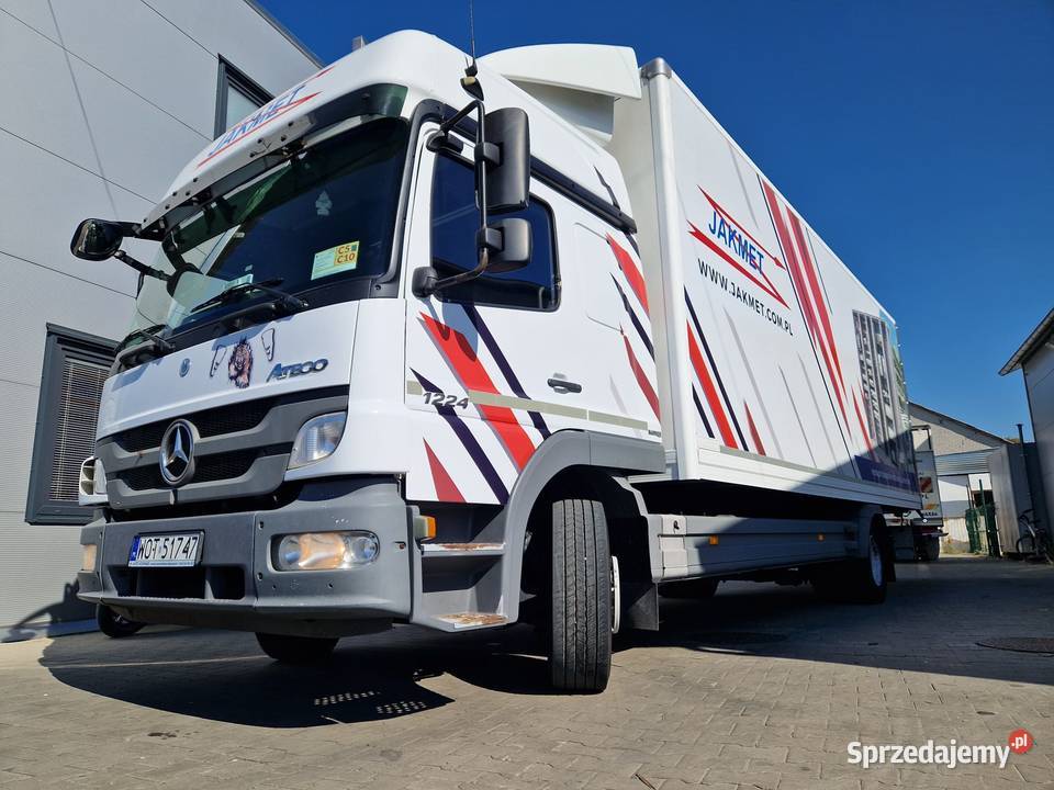 MercedesBenz Atego 1224 2013 kabina sypialniania pełny VAT Osieck