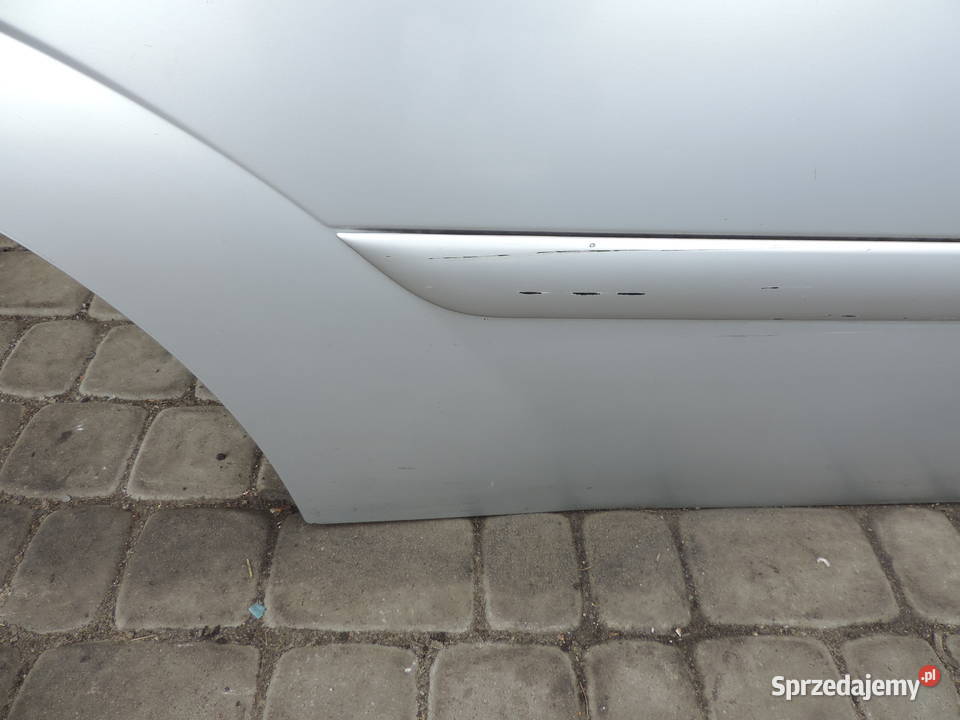 DRZWI PRAWY TYŁ FORD FOCUS MK1 KOMBI KOLOR 08 Nowy Sącz