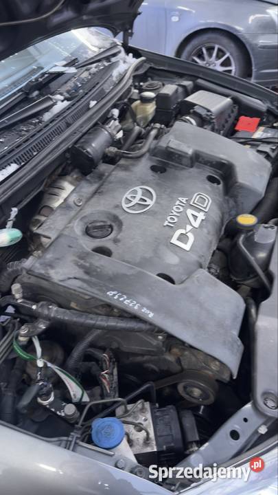 Toyota Corolla 20d4d Klima Hak Webasto 5300 wspomaganie kierownicy sprzedam
