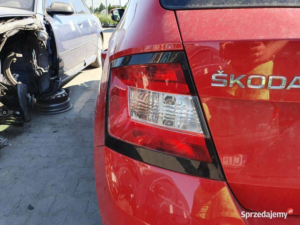 LAMPA LEWA TYŁ SKODA FABIA III LIFT HATCHBACK Lipno sprzedam