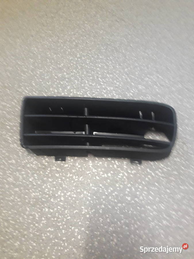 kratka zaślepka halogenu zderzaka VW golf 4 lewa Karoseria lubelskie