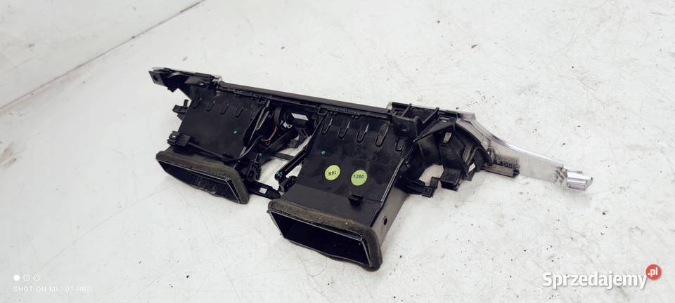 KRATKA NAWIEWU ŚRODKOWA AUDI A6 C7 A7 4G1820951