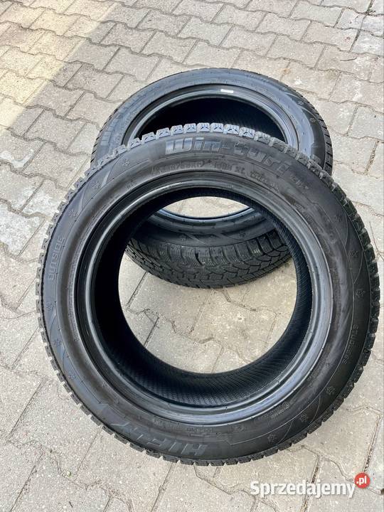 Opony zimowe Hifly Winturi 212 23555 R17 103H XL sprzedam