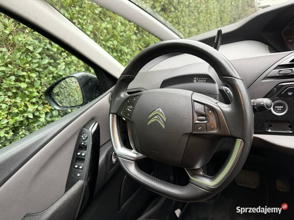 Samochód ma pełną historię serwisoCitron C4 176083km