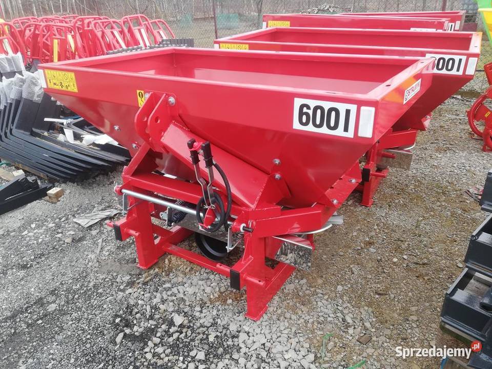 Rozsiewacz nawozu hydraulika STRUMYK TYTAN 0223 Zgierz