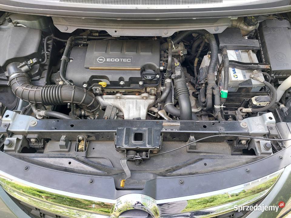 Samochód osobowy Opel Zafira Tourer 14 benzyna Piła
