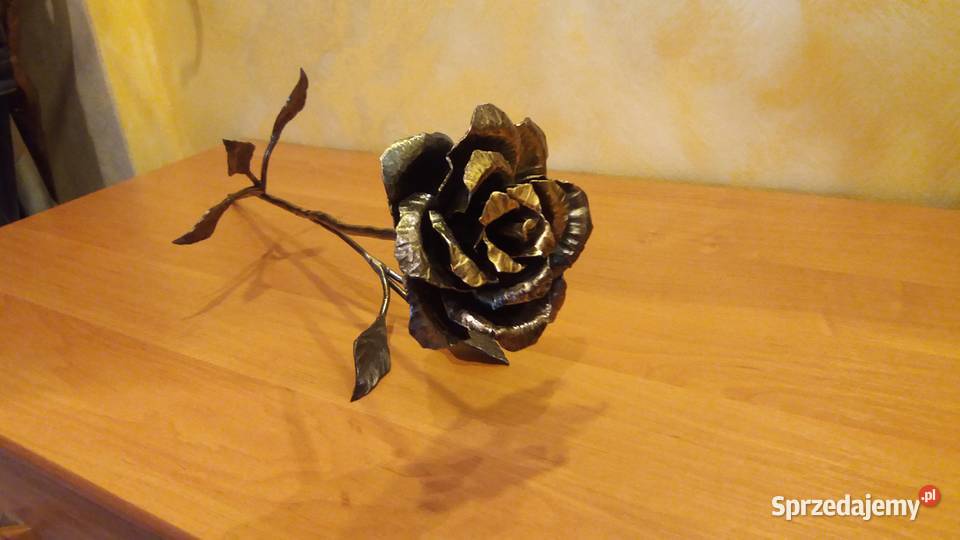 RÓŻA METALOWA KUTA Pozostałe Suwałki