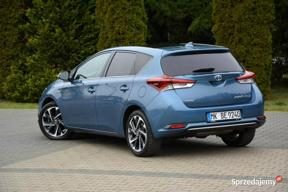 Toyota Auris Lift Premium Panorama Ledy Navi