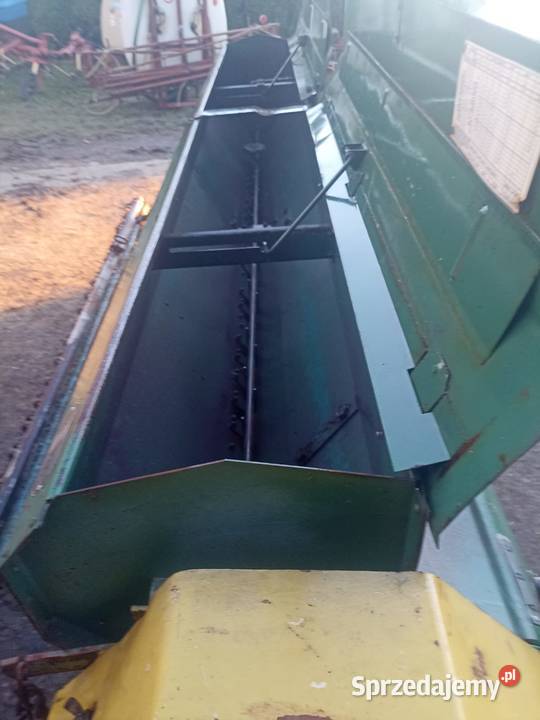 Siewnik zbożowy Poznaniak z grabkami nieuszkodzony Pisarzowa