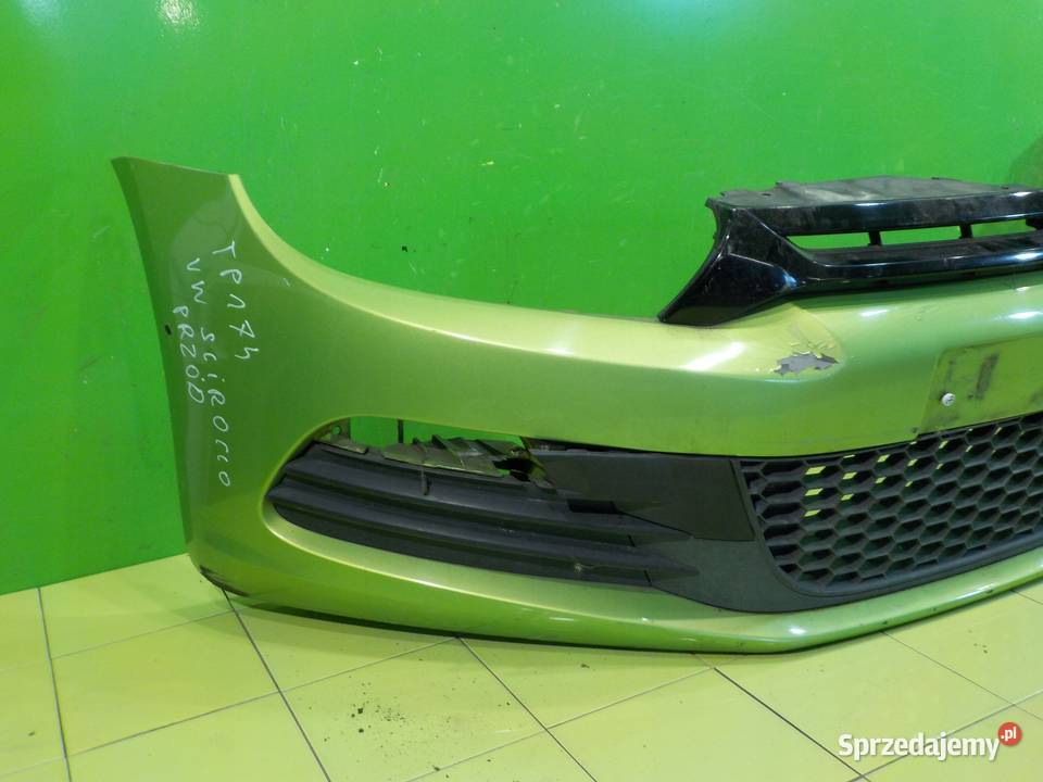 VW SCIROCCO 11r HB 3D zderzak przod osobowe sprzedam