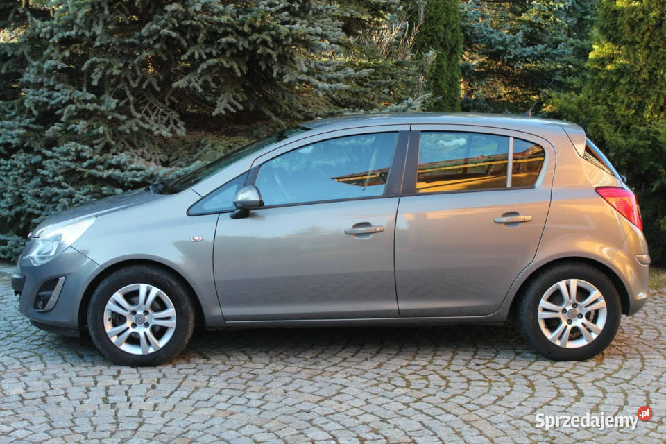 Opel Corsa Benzyna 5 drzwi Opłacony D 20062014 centralny zamek Lubań sprzedam