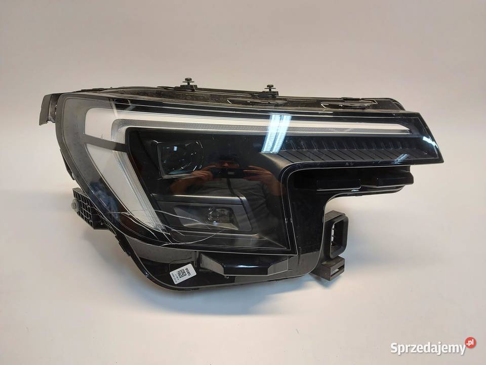 Ford Explorer VII R2KB LAMPA PRAWY PRZÓD FULL