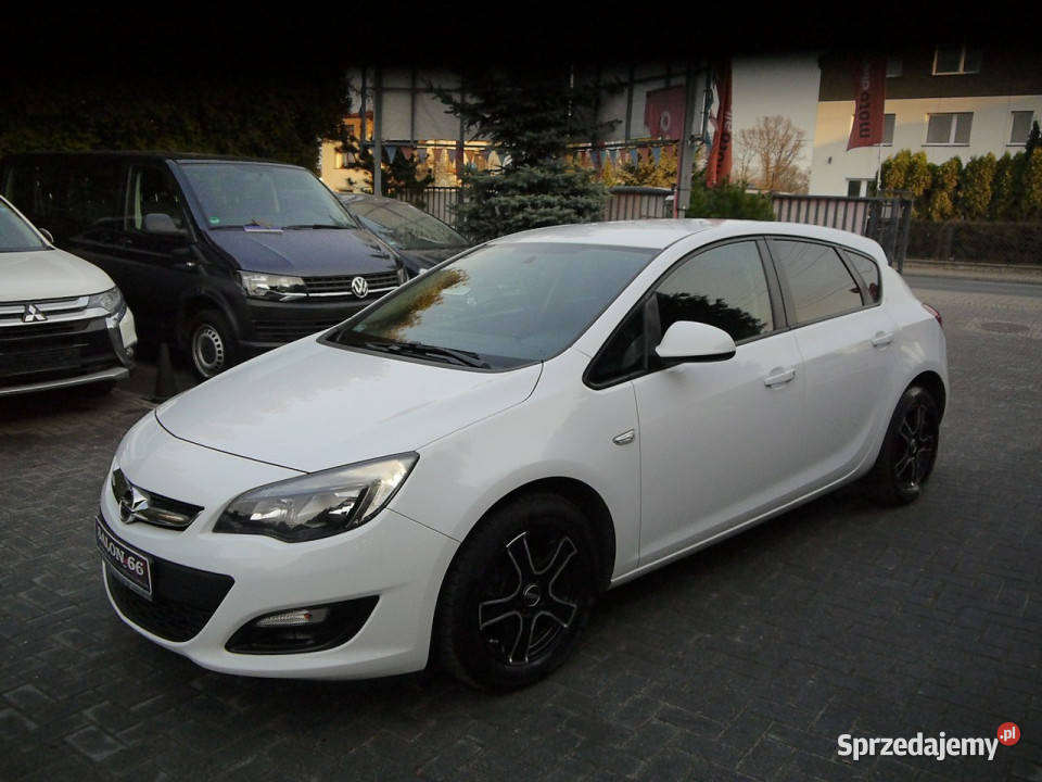 Opel Astra 16 Gaz LPGfabryczny Stan b wielofunkcyjna kierownica śląskie Częstochowa sprzedam