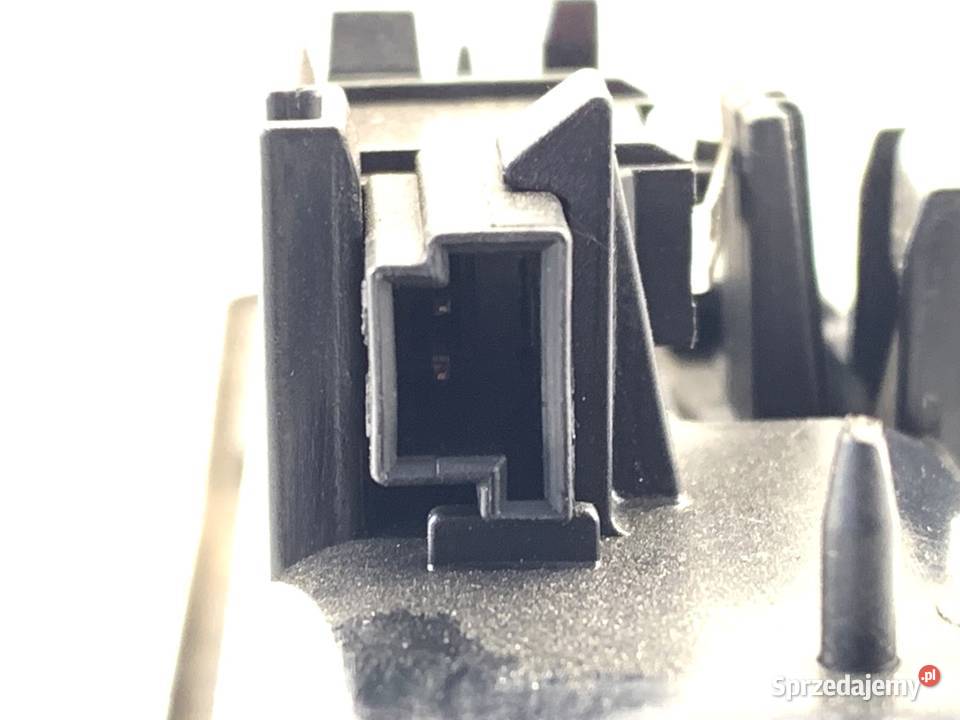 KLAMKA KLAPY TYŁ BMW F32 7368752 SportowyCoupe osobowe