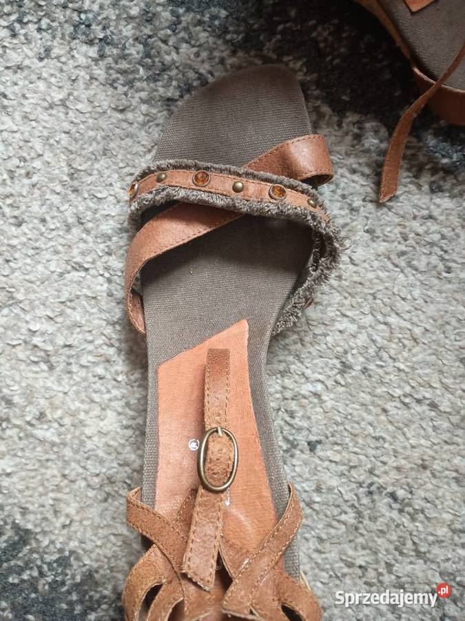 Brązowe buty letnie na koturnie 39 26 Stalowa Wola