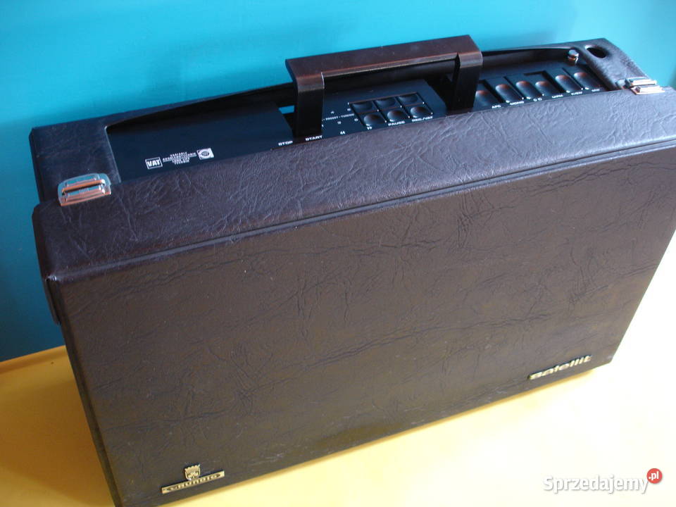 Radiomagnetofon GRUNDIG RR1040 PROFESSIONAL