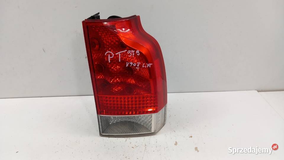 VOLVO V70 II LIFT KOMBI LAMPA TYŁ PRAWA