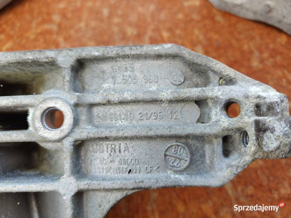 Bmw e87 e90 łapa kompresora klimatyzacji n43