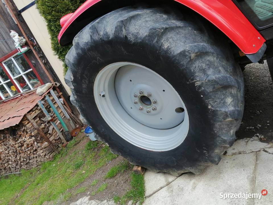 Opona rolnicza 52070R34 nieuszkodzony Błażowa