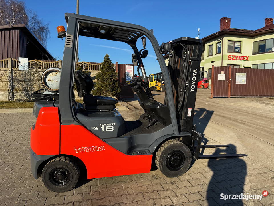wózek widłowy TOYOTA 8FGF18 LPG 1800 Triplex łódzkie