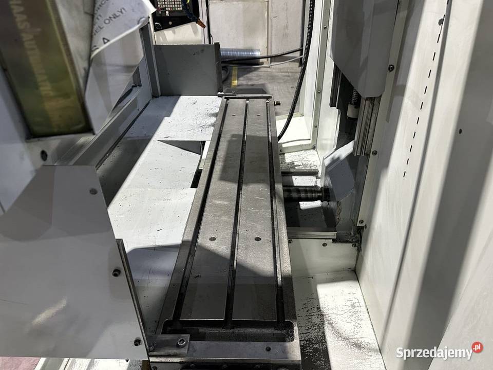 HAAS TM2 HE 2006 Centrum frezarskie CNC SK40 Chybie