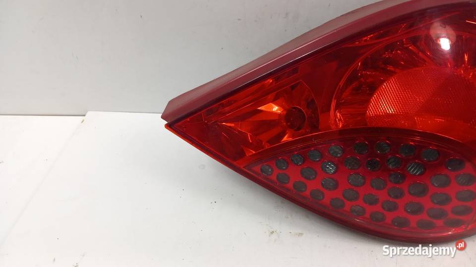 PEUGEOT 207 HB LAMPA TYŁ PRAWA WKŁAD osobowe Zbierkowo