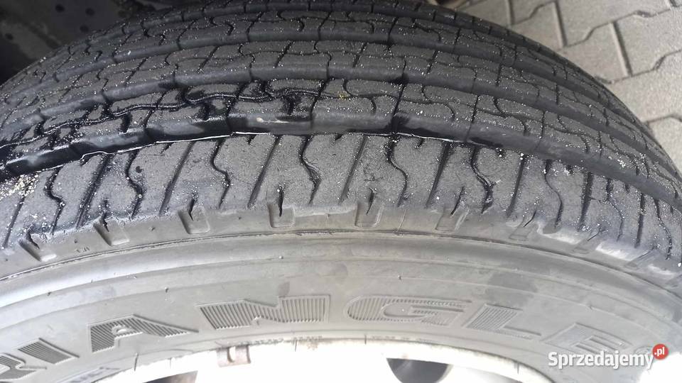 Mercedes Atego kontener winda spanie kurnik Wałbrzych