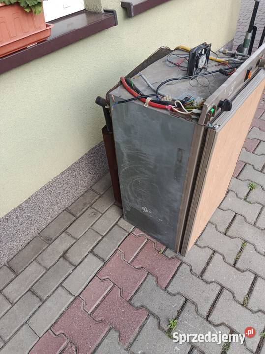 Lodówka do przyczepy kampera na 12 V 230 W gas Pruszków