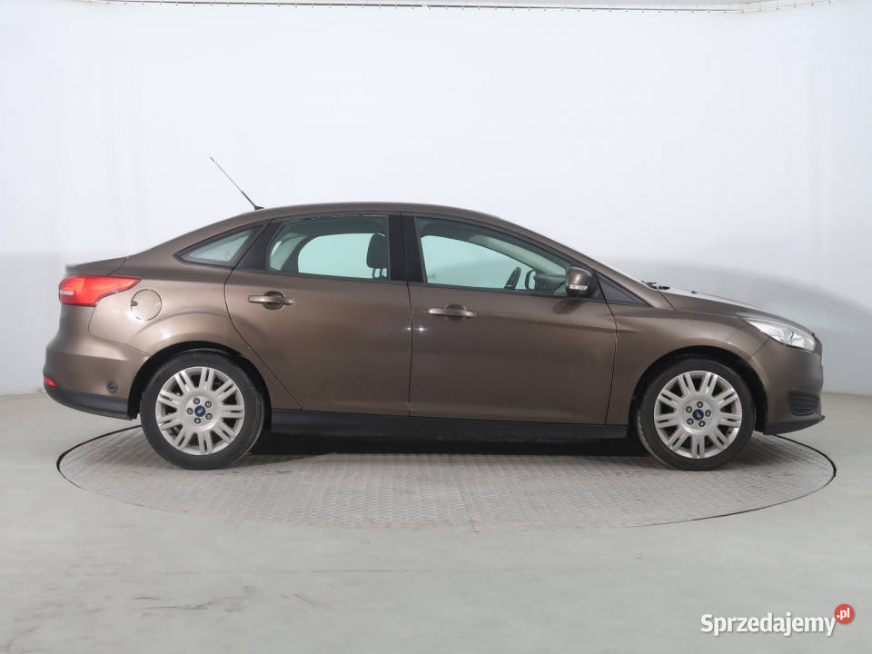 Ford Focus 16 i Samochody osobowe Piaseczno