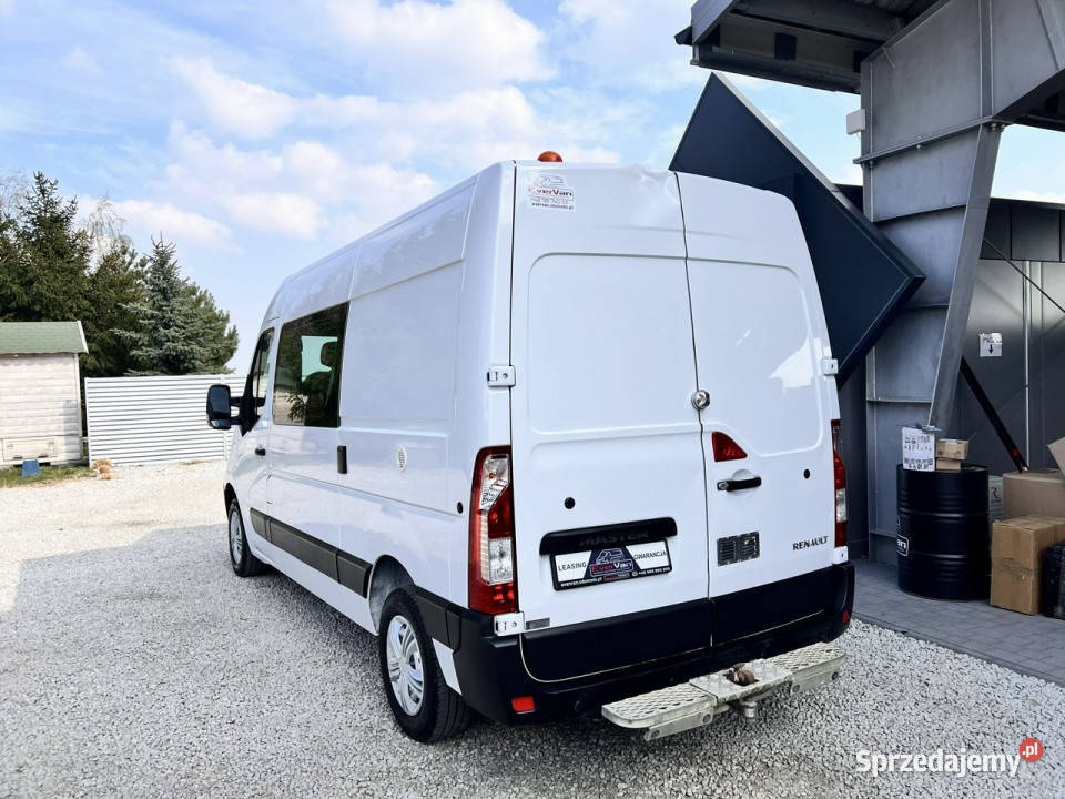 Renault Master średniak 7 osobowy L2H2 140000km