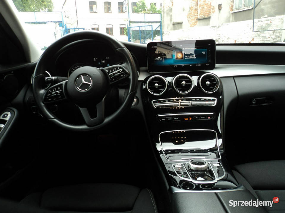 Mercedes C 250 sprzedam MERCEDESA C 250 z2019r ASR (kontrola trakcji) Lublin
