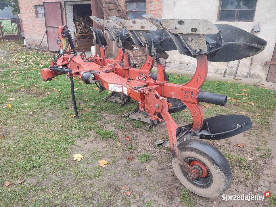 Sprzedam pług obrotowy 3 skibowy Gregoire Besson Pługi łódzkie Marzenin