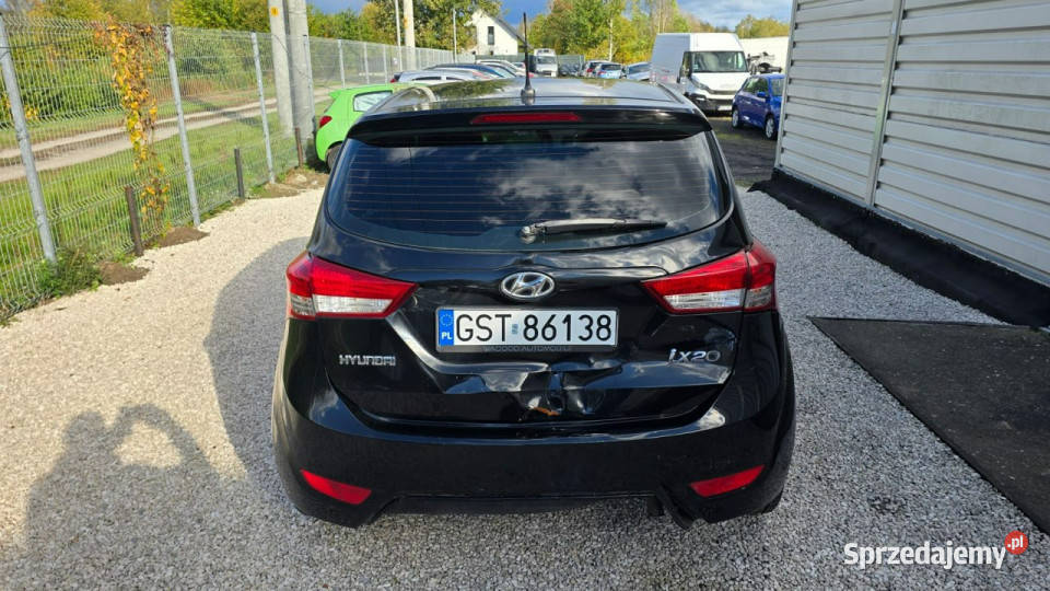 Hyundai ix20 14 B Lekko Uszkodzony Jeżdżący Hatchback