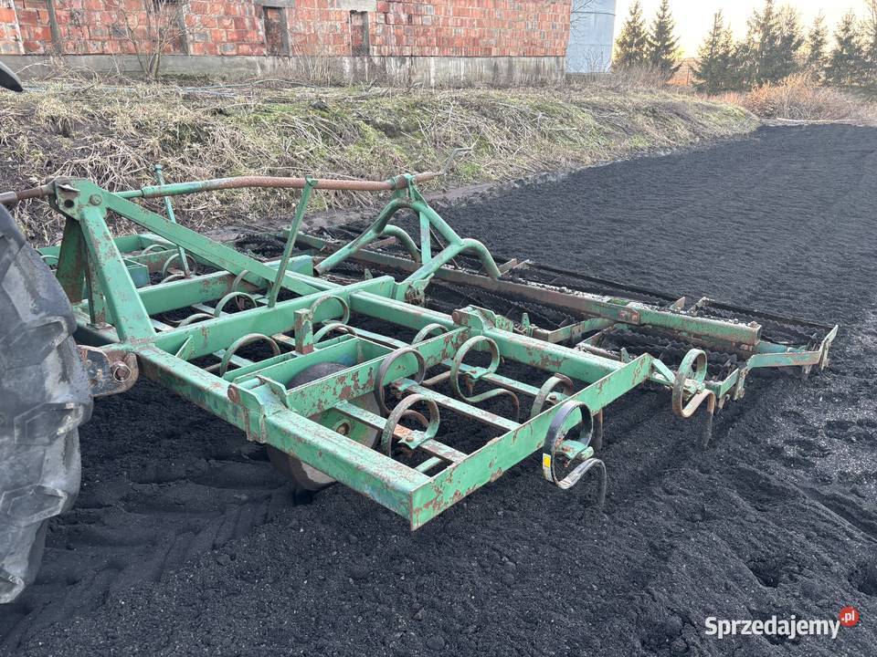 Agregat uprawowy przedsiewny 360 nieuszkodzony Chlebno