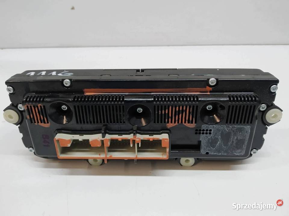 PANEL NAWIEWU VW Volkswagen Golf V 20042009